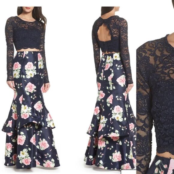 Floral & Lace Two-Piece Gown
SEQUIN HEARTS NEW. Size 7 - Picture 1 of 5